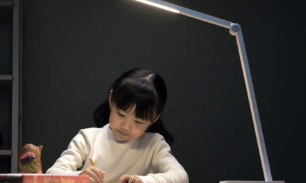 Olcsó Xiaomi Mijia asztali lámpa érkezett