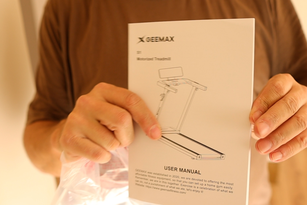Pont ilyen egy kifogástalan félprofi futópad – GeeMax S1 teszt 15